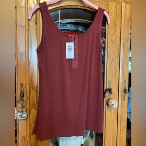 Torrid Everyday Ribbed Scoop Neck Hook and Eye Tank- 1X- Rust Color -NWT! 🤎🧡